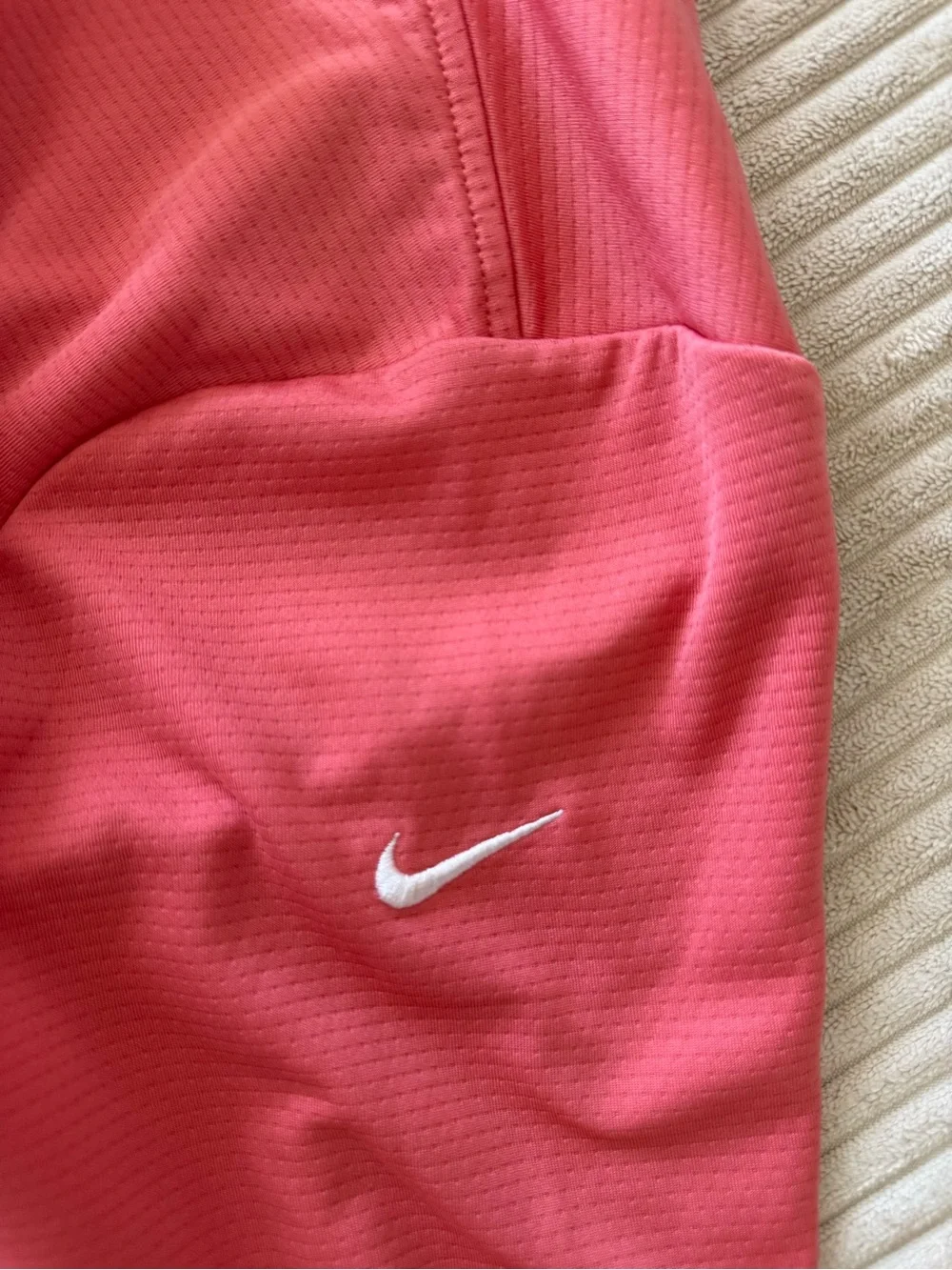 Nike Coral-Orange Half-Zip Performance Pullover size M (065)